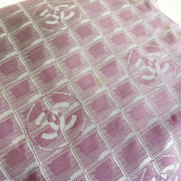 CHANEL Travel Line Tote Nylon Bag Pink - Picture 6 of 7